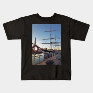 Tall Ship on the River Clyde in Glasgow Kids T-Shirt